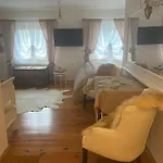 Lomnice nad Popelkou Bed & Breakfast