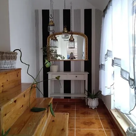 Bed & Breakfast Lomnice Nad Popelkou