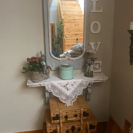Bed & Breakfast Lomnice Nad Popelkou