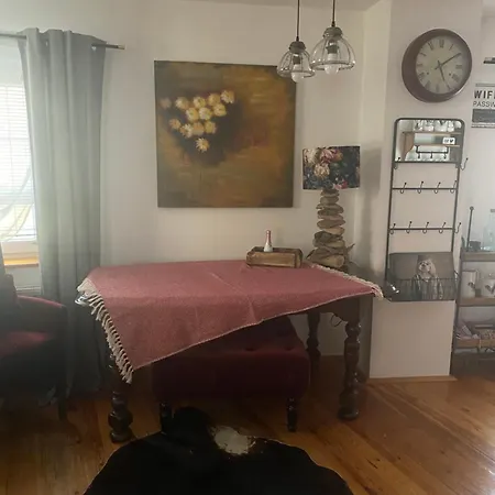 Lomnice nad Popelkou Bed & Breakfast