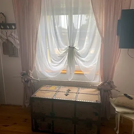 Frühstückspension Lomnice Nad Popelkou 4*